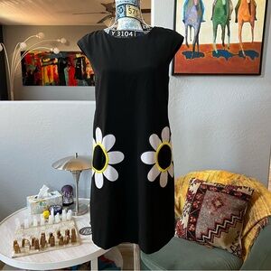 Boutique moschino daisy pocket dress